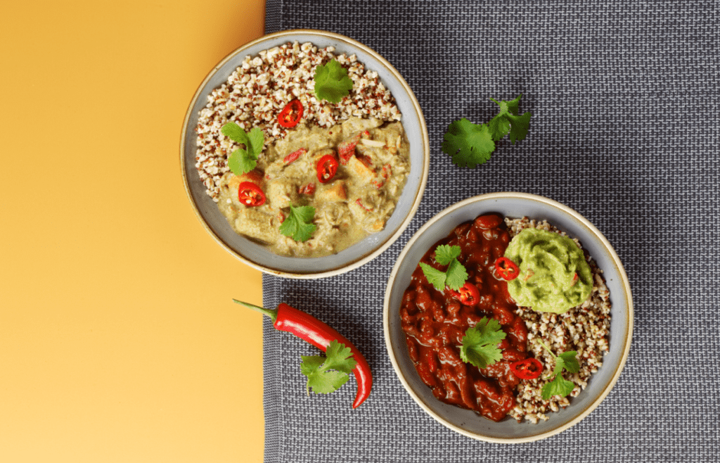 NEW! Grain Pots with Green Thai Chicken Curry or Vegan Chilli & Guac